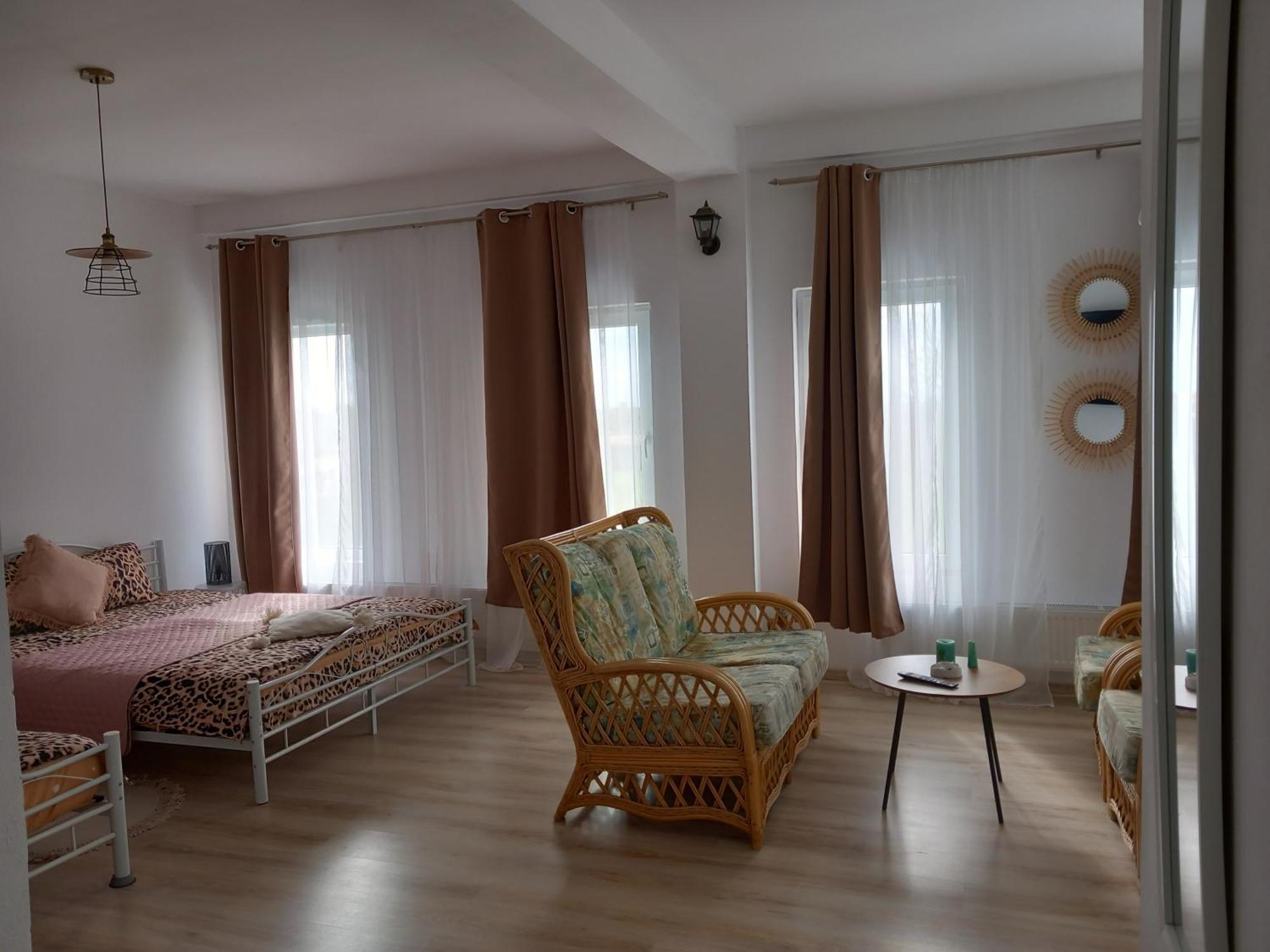 Tina Guest House Basarabi Εξωτερικό φωτογραφία